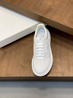 wholesale quality louis vuitton men shoes model no. 872